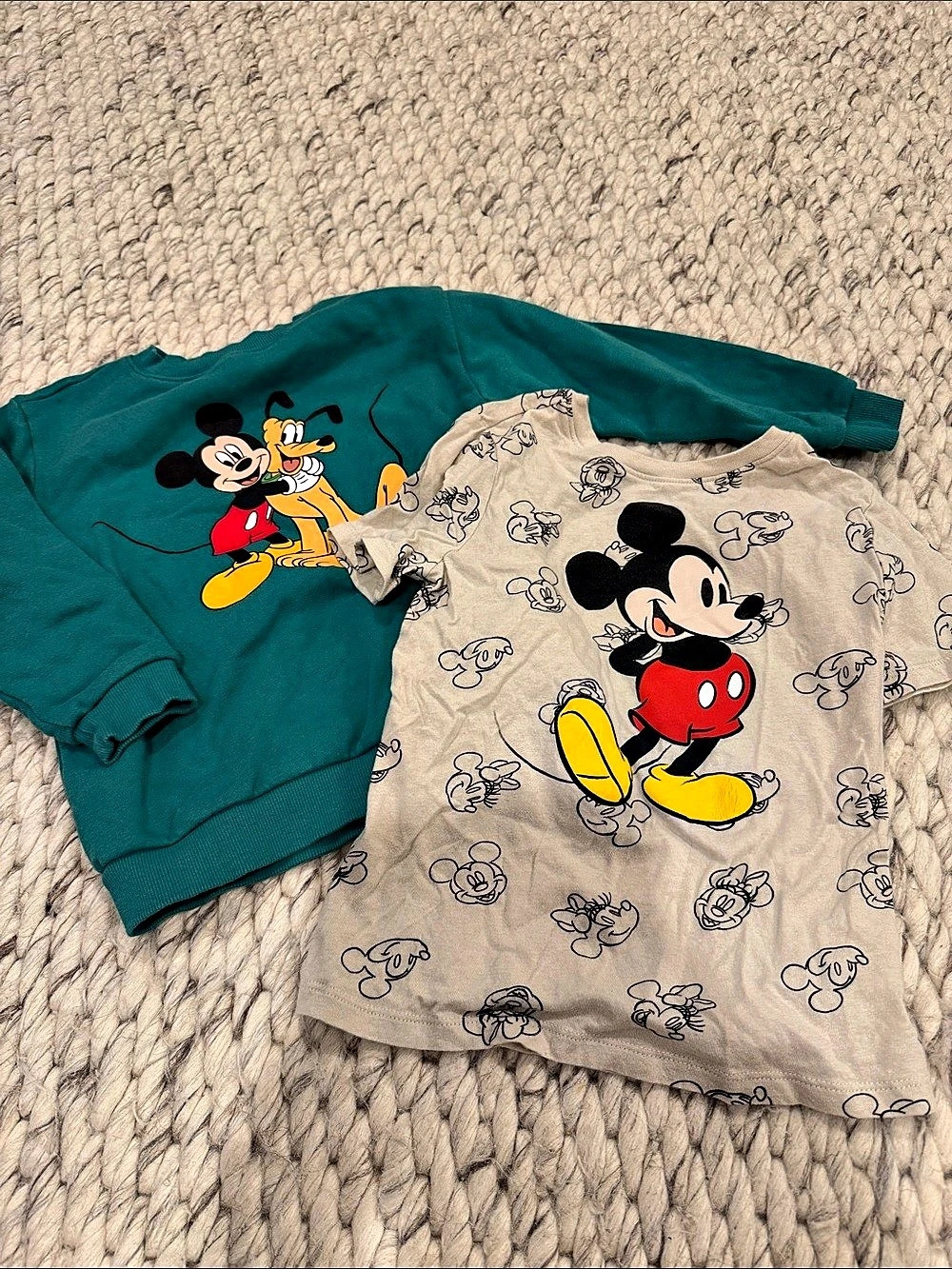 Old Navy Disney Mickey Mouse Boys Mickey Mouse 2-Piece Set Teal & Cream